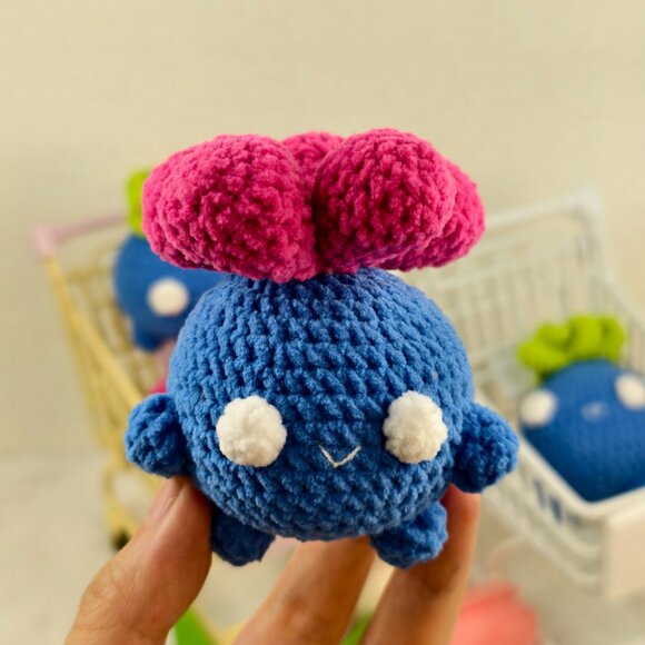 Handmade Amigurumi Crochet Pokemon Gloom Plushie - Picture 1 of 6